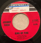 Johnny Cash – Ring Of Fire / It Ain't Me, Babe (1964)